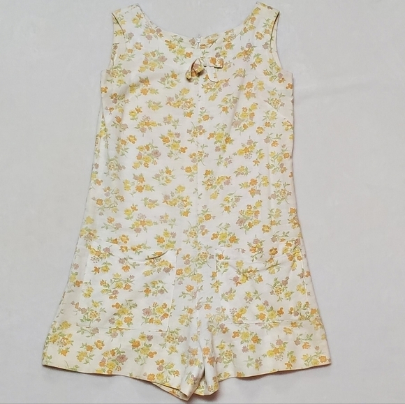 Vintage 1950s Handmade Yellow Floral Woven Linen Side Pocket Shorty Romper - Picture 4 of 11